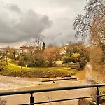 Entre Deux Rives - Vue Sur La - Spacieux 아파트