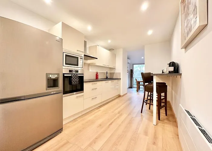 Entre Deux Rives - Vue Sur La - Spacieux Apartment *