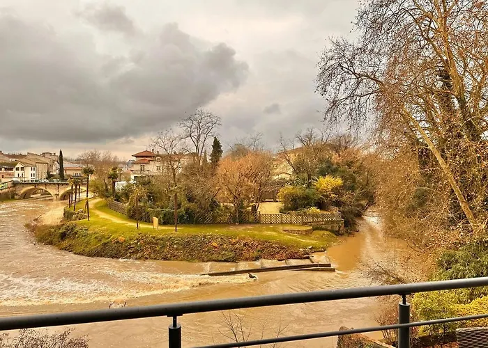 Entre Deux Rives - Vue Sur La - Spacieux Apartment
